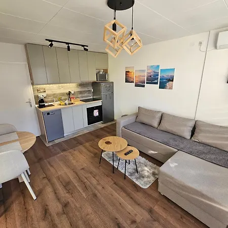 Apartment Modern S22