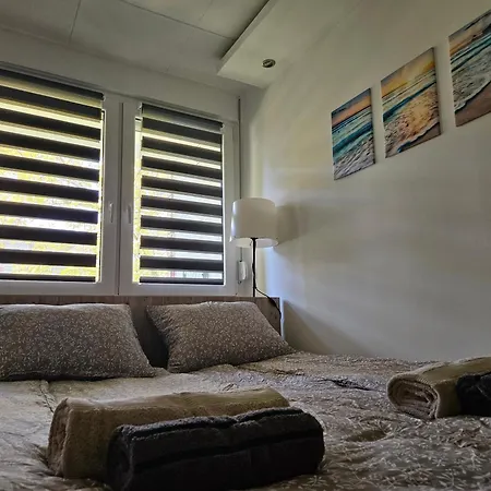 Modern S22 Apartment *