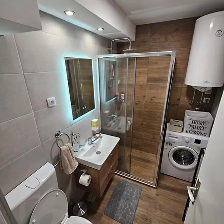 Modern S22 Apartment