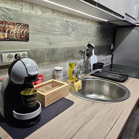 Modern S22 Apartment