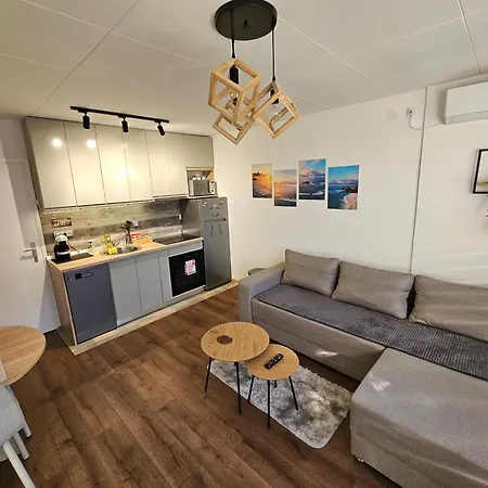 Modern S22 Apartment *